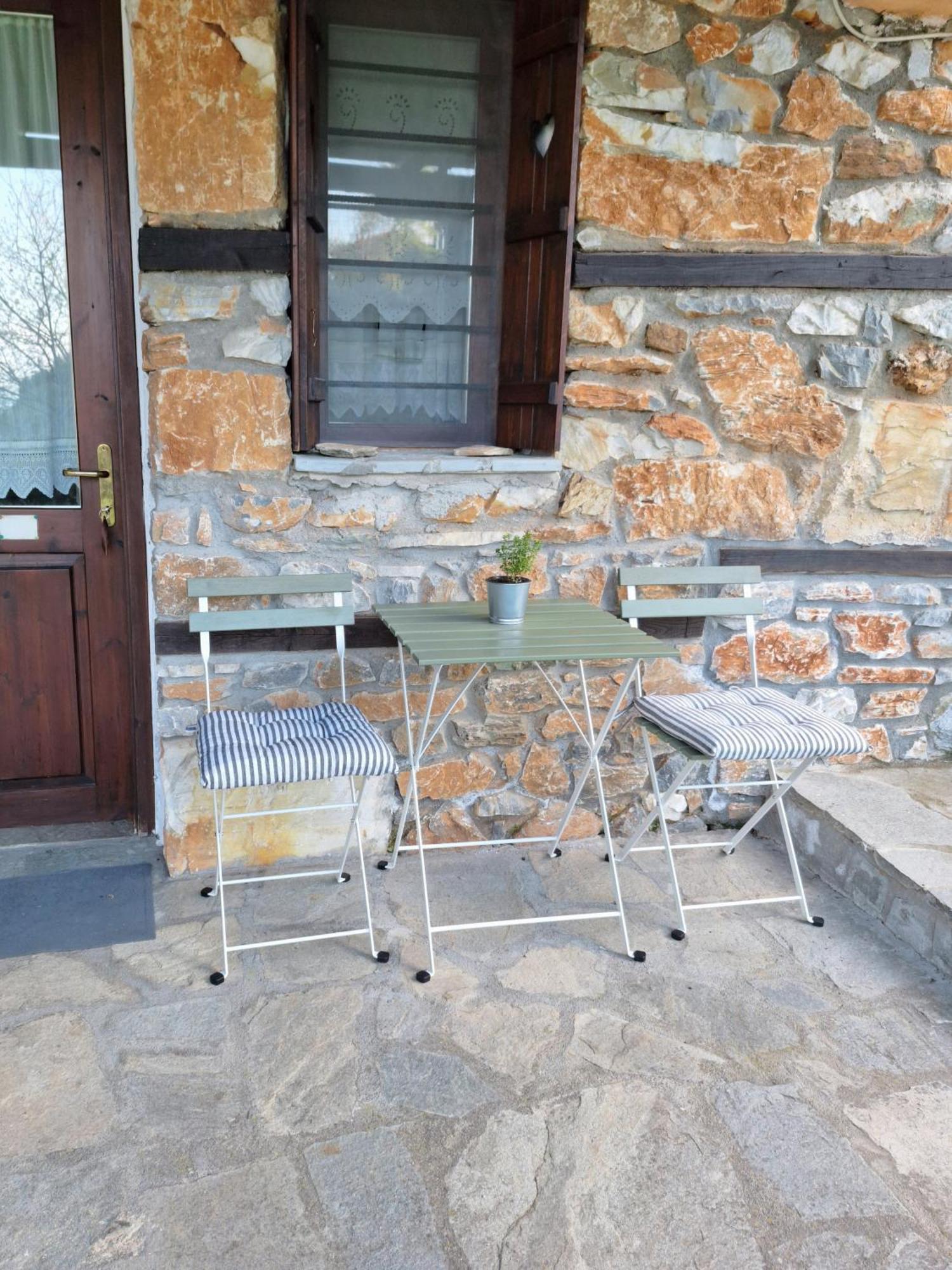 Appartamento Kastania Gi Palaios Panteleimonas Esterno foto